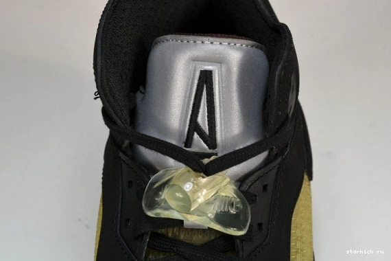 FD1330-001 FD1330-001 SP Ma Black Retro Maniére A Jordan 5 0731